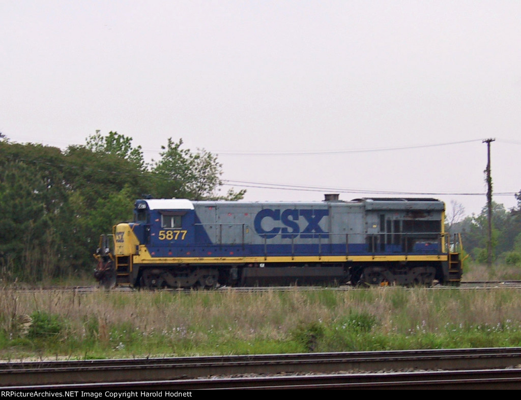 CSX 5877